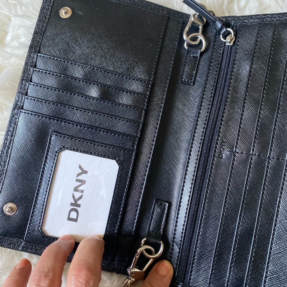 Black beautiful woman purse by DKNY